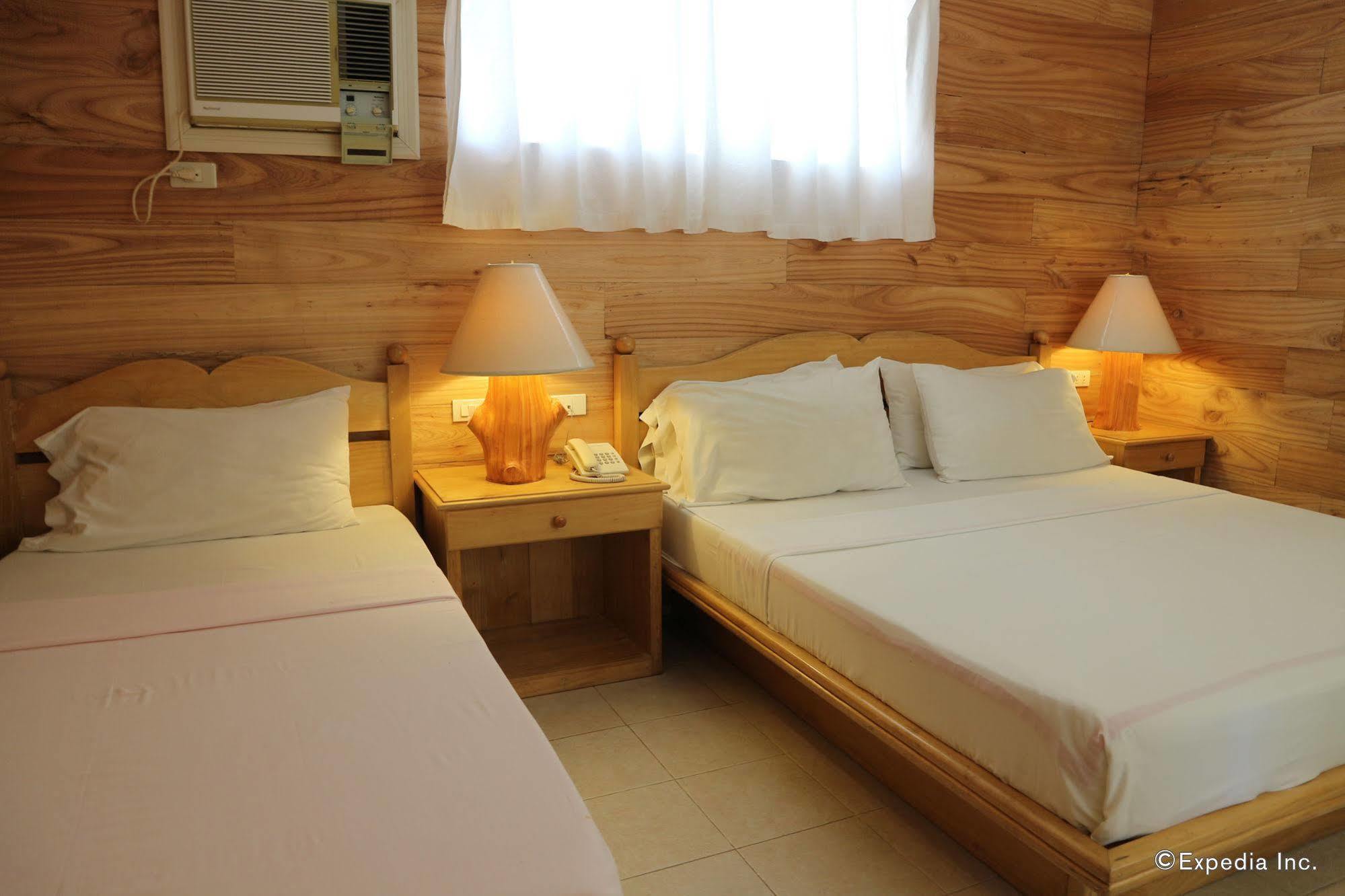 Antulang Beach Resort Siaton Buitenkant foto